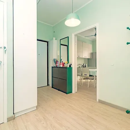Bright & Cozy - Center 아파트